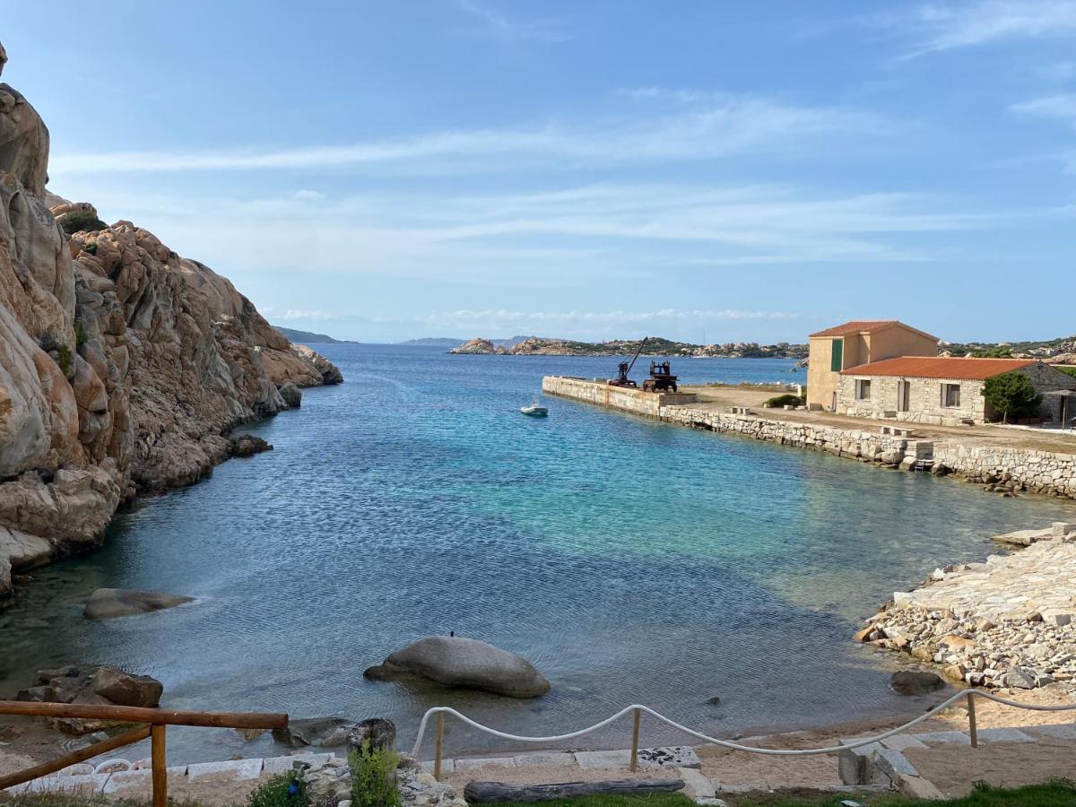 Appartamento Il Paguro A Cala Francese La Maddalena  Dış mekan fotoğraf